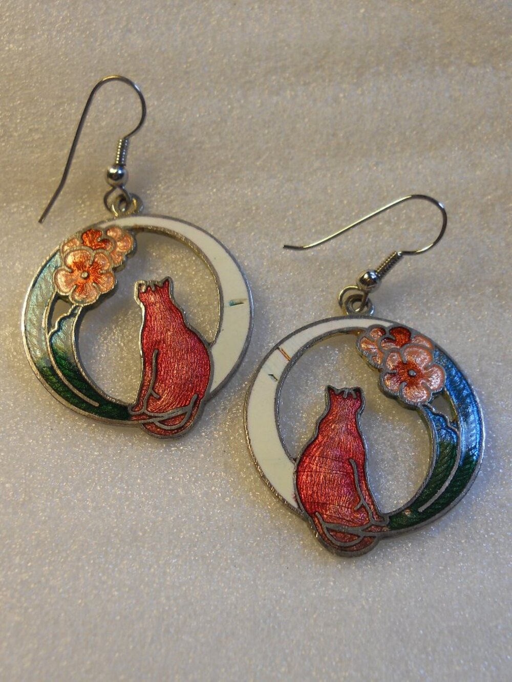 Cloisonné Cat Earrings 1125